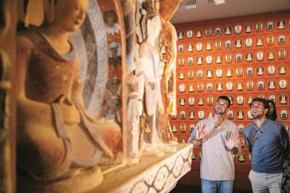 保持面对面 保持面对面